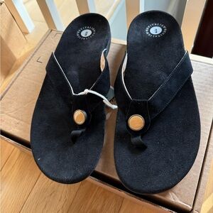 Revitalign women’s Starling Orthotic Flip Flop Sandal